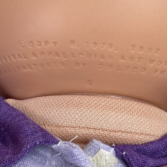 Vintage 1985 Cabbage Patch Kid Doll Coleco 14” Purple Overalls Soft Body - Picture 5 of 7